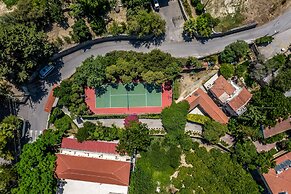 Riverside Garden Resort