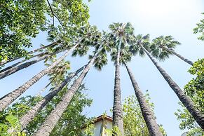 Riverside Garden Resort