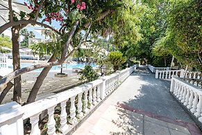 Riverside Garden Resort