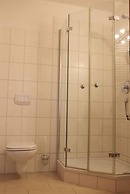 Strandhotel & Restaurant Mirow