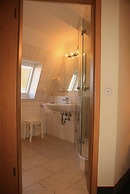 Strandhotel & Restaurant Mirow