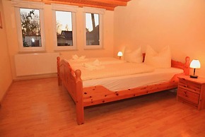 Strandhotel & Restaurant Mirow