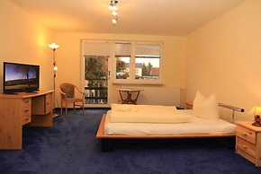 Strandhotel & Restaurant Mirow