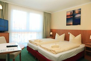 Strandhotel & Restaurant Mirow