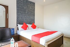 OYO 18653 Hotel Swami Samarth