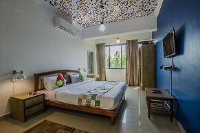 OYO 22730 Home Pool View 1BHK Vagator Beach