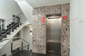 Edition O 30033 Almas Chennai High Court