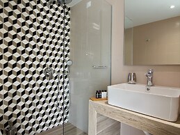 Maison 66 Riviera Hotels