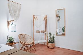 Snooze Guesthouse Yogyakarta - Hostel