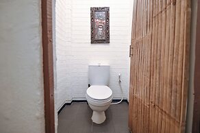 Snooze Guesthouse Yogyakarta - Hostel