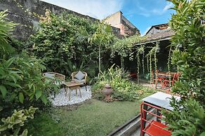 Snooze Guesthouse Yogyakarta - Hostel