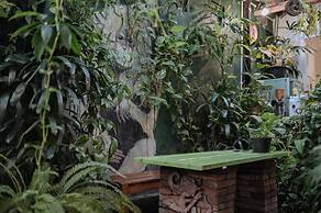 Snooze Guesthouse Yogyakarta - Hostel