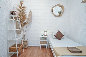 Snooze Guesthouse Yogyakarta - Hostel