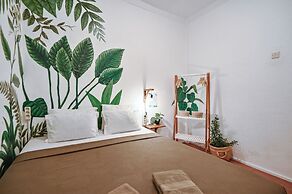 Snooze Guesthouse Yogyakarta - Hostel