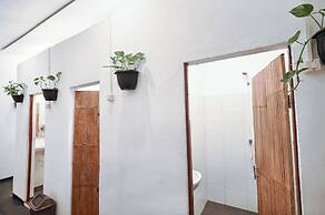 Snooze Guesthouse Yogyakarta - Hostel