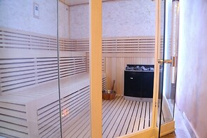 Le Chateau Lambousa Hotel