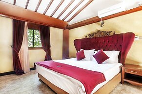 Le Chateau Lambousa Hotel