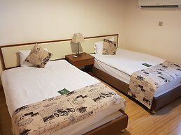 Le Chateau Lambousa Hotel