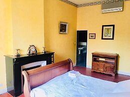 Les Chambres des Barques