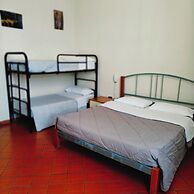 Student's Hostel della Ghiara