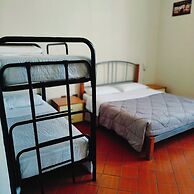 Student's Hostel della Ghiara