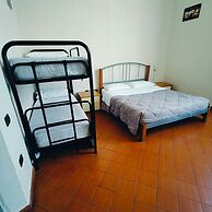 Student's Hostel della Ghiara