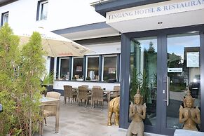 Louis Hotels