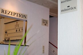 Louis Hotels