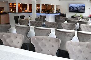 Louis Hotels