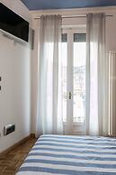 Boulevard 900 - Comfort and Style - Entire Structure 12 Beds