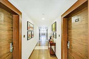 Via Hemkunt Mansion