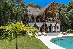 Seclusive & Relaxing villa in the jungle of Xpu-Ha by Happy Address