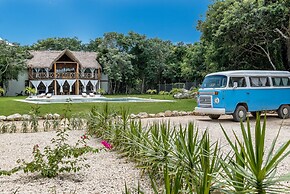 Seclusive & Relaxing villa in the jungle of Xpu-Ha by Happy Address