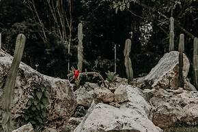 Seclusive & Relaxing villa in the jungle of Xpu-Ha by Happy Address