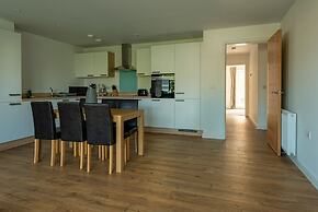 Roomy Comfortable Apartment