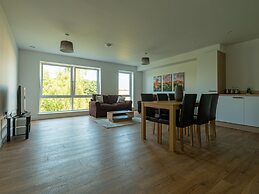 Roomy Comfortable Apartment