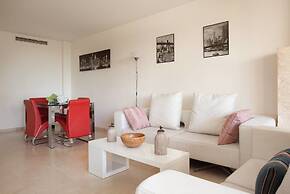 Akira Flats Diagonal Mar