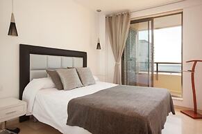 Akira Flats Diagonal Mar