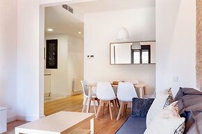 Akira Flats Urgell Apartment