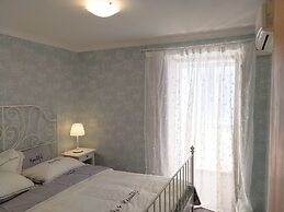 Lisbon Baixa 208 Deluxe Apartment-Chiado