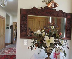 Redwood Valley B & B