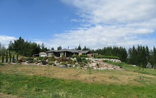 Redwood Valley B & B