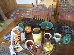 Redwood Valley B & B