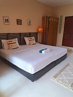 Laura's Guest House Samui