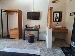 Laura's Guest House Samui