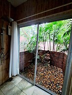 Laura's Guest House Samui