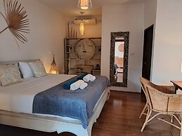 Laura's Guest House Samui