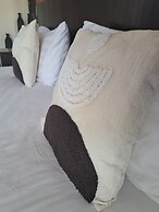 Laura's Guest House Samui