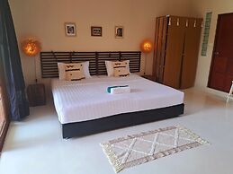 Laura's Guest House Samui
