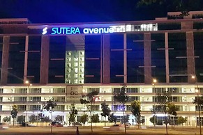 Comfy Home at Sutera Avenue